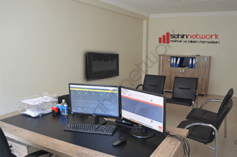 Sahinnetwork ofis çalışma alanı